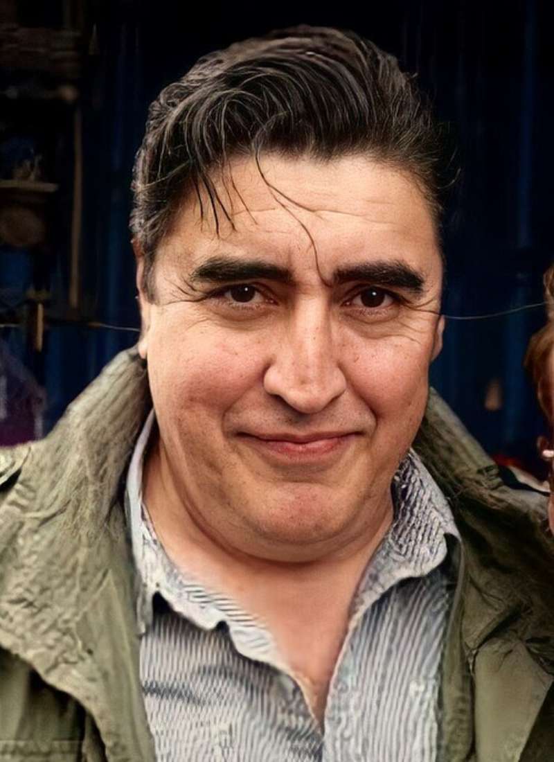 Alfred Molina Headshot